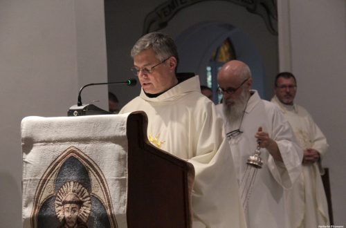 2daa0d47-5a52-4ac1-9ec1-25ac02a99481