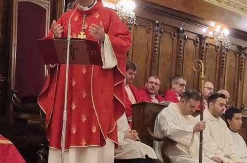 9241c771-e554-476b-9a3b-778a56d97bf1